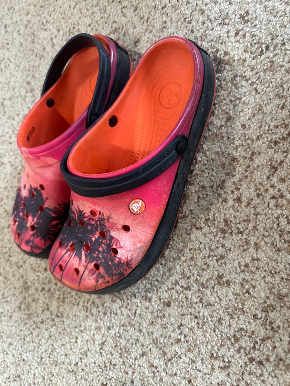 CROCS Men’s Slip-On Clogs - Picture 3 of 5